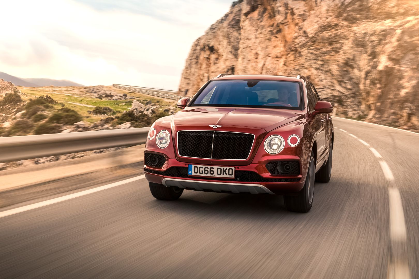 Bentley Bentayga photo 75
