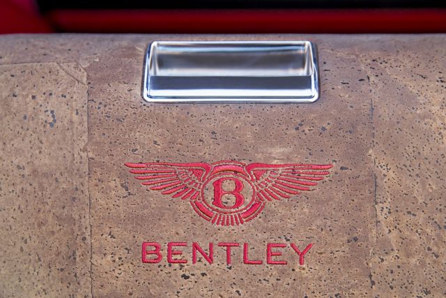Bentley Bentayga Foto 112