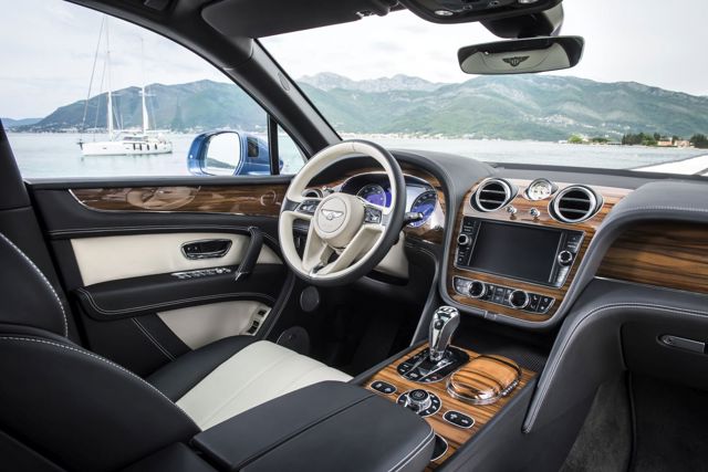 Bentley Bentayga Foto 98