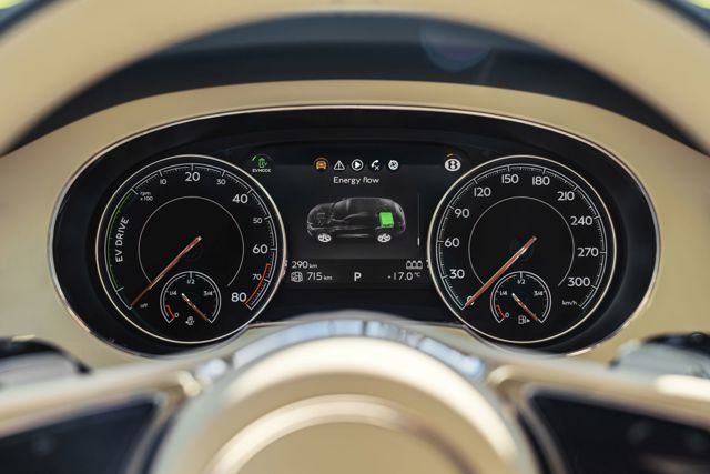 Bentley Bentayga Foto 128