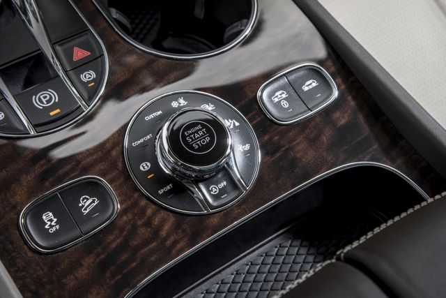 Bentley Bentayga Foto 134