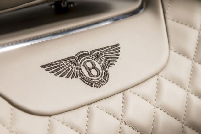 Bentley Bentayga Foto 136