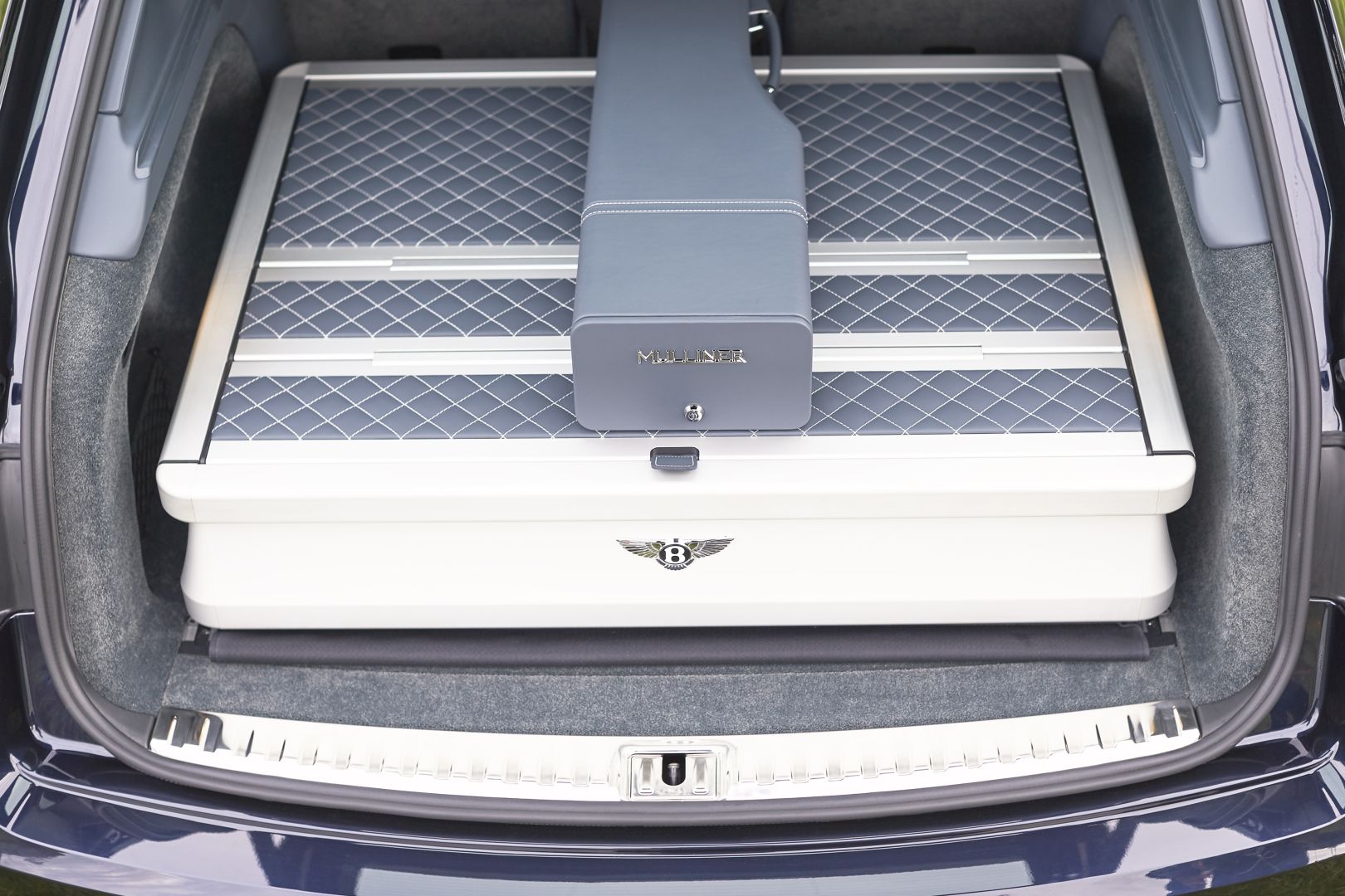 Bentley Bentayga photo 143