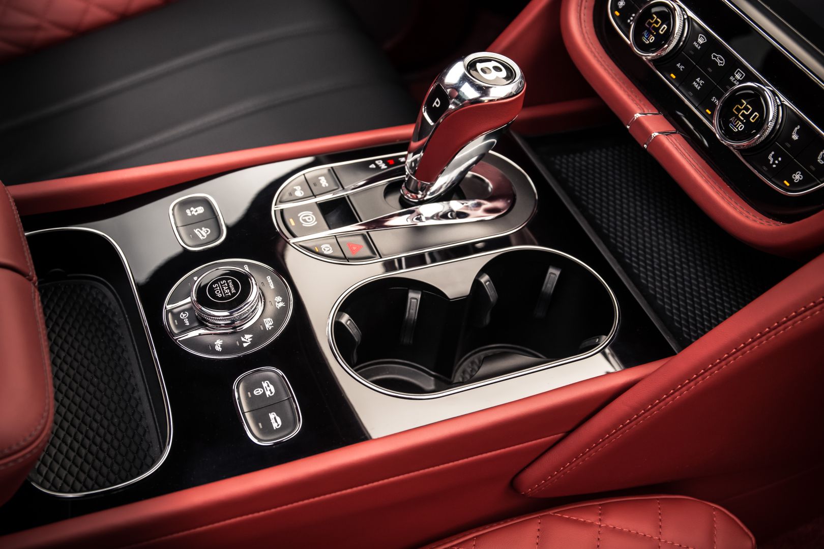 Bentley Bentayga photo 154