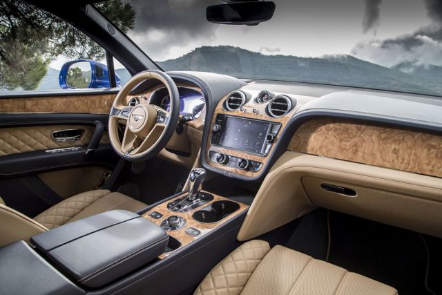 Bentley Bentayga Foto 157