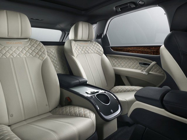 Bentley Bentayga Foto 102