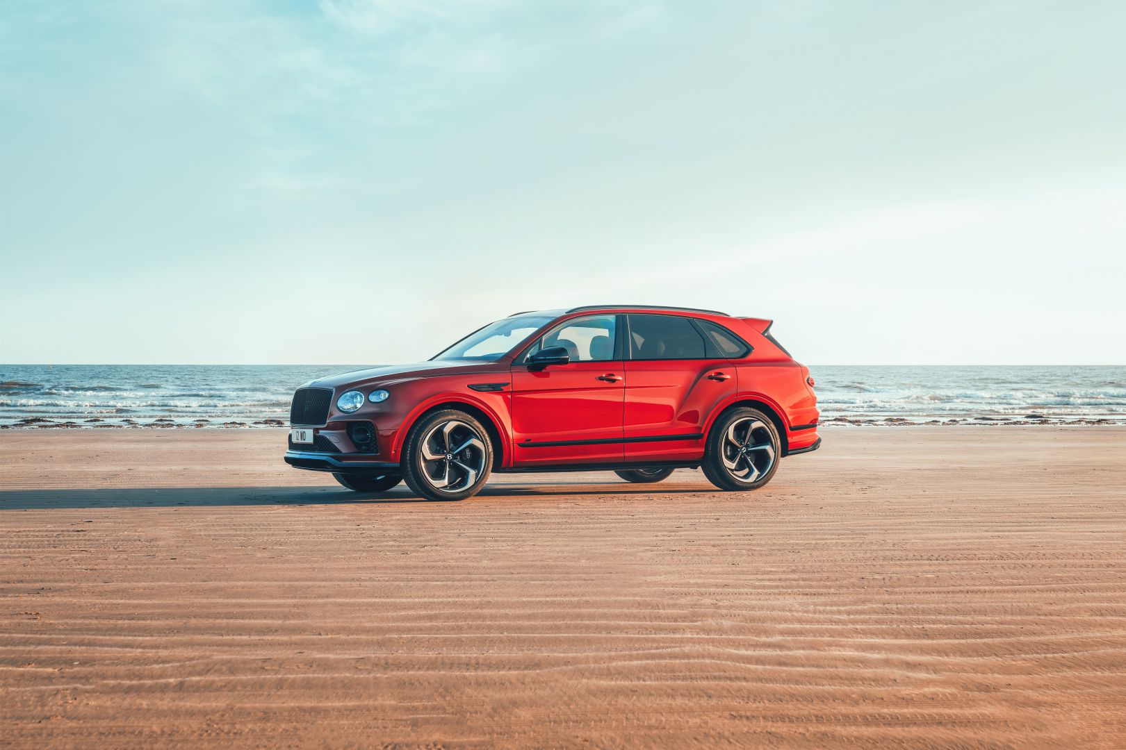 Bentley Bentayga photo 10