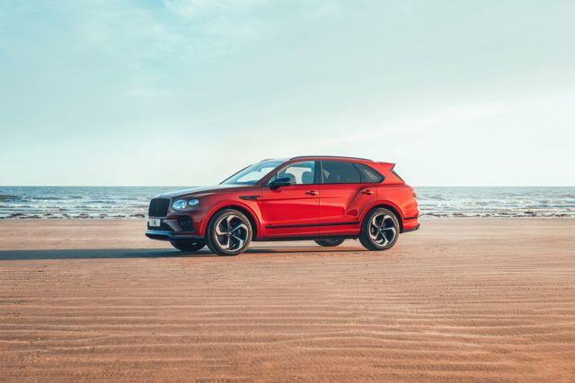 Bentley Bentayga photo 10