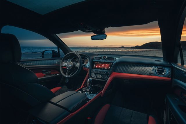 Bentley Bentayga photo 19