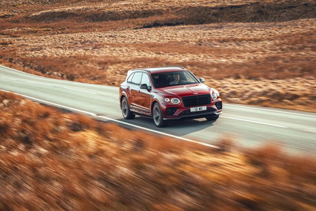 Bentley Bentayga photo 6