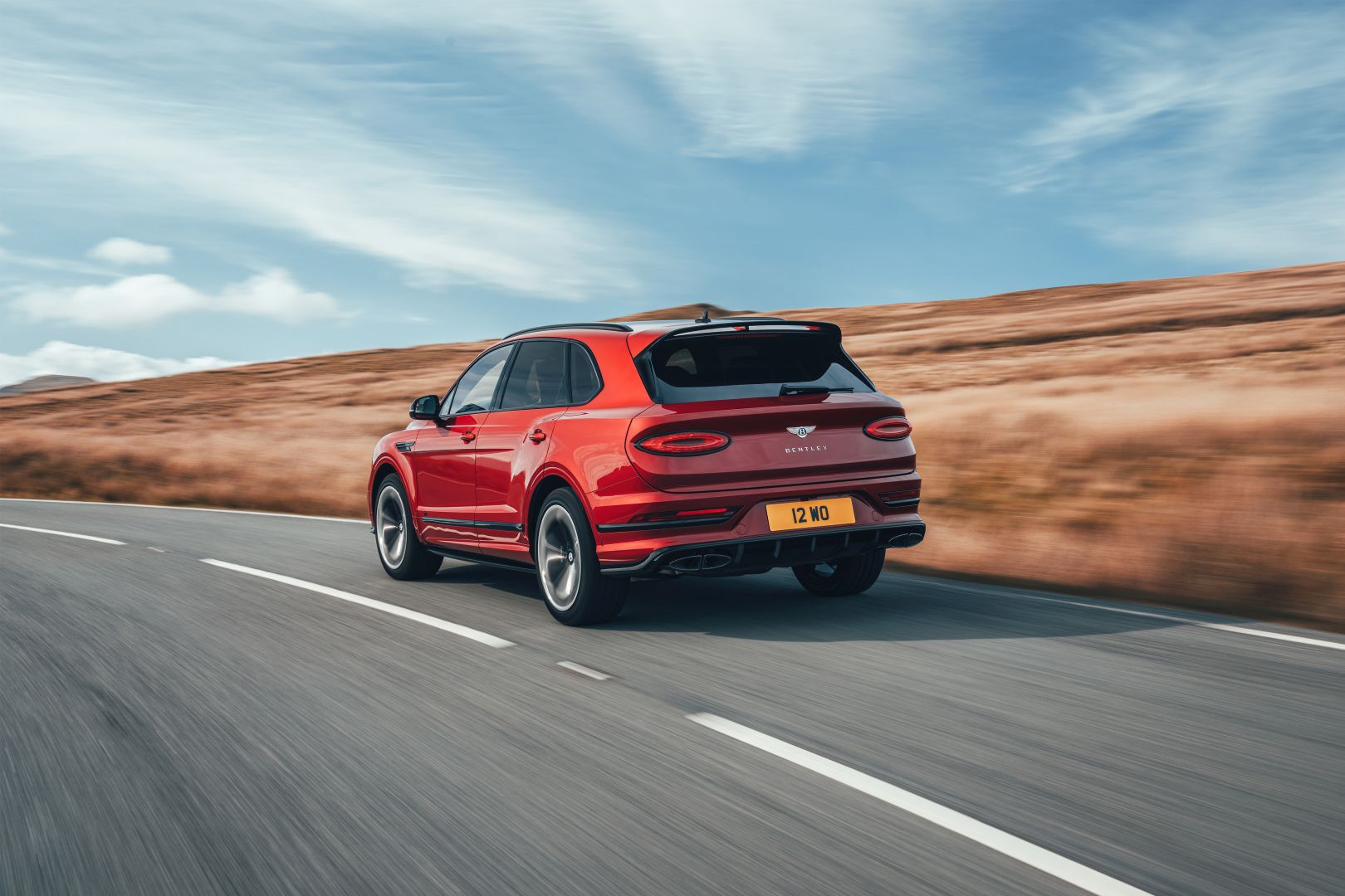 Bentley Bentayga photo 7