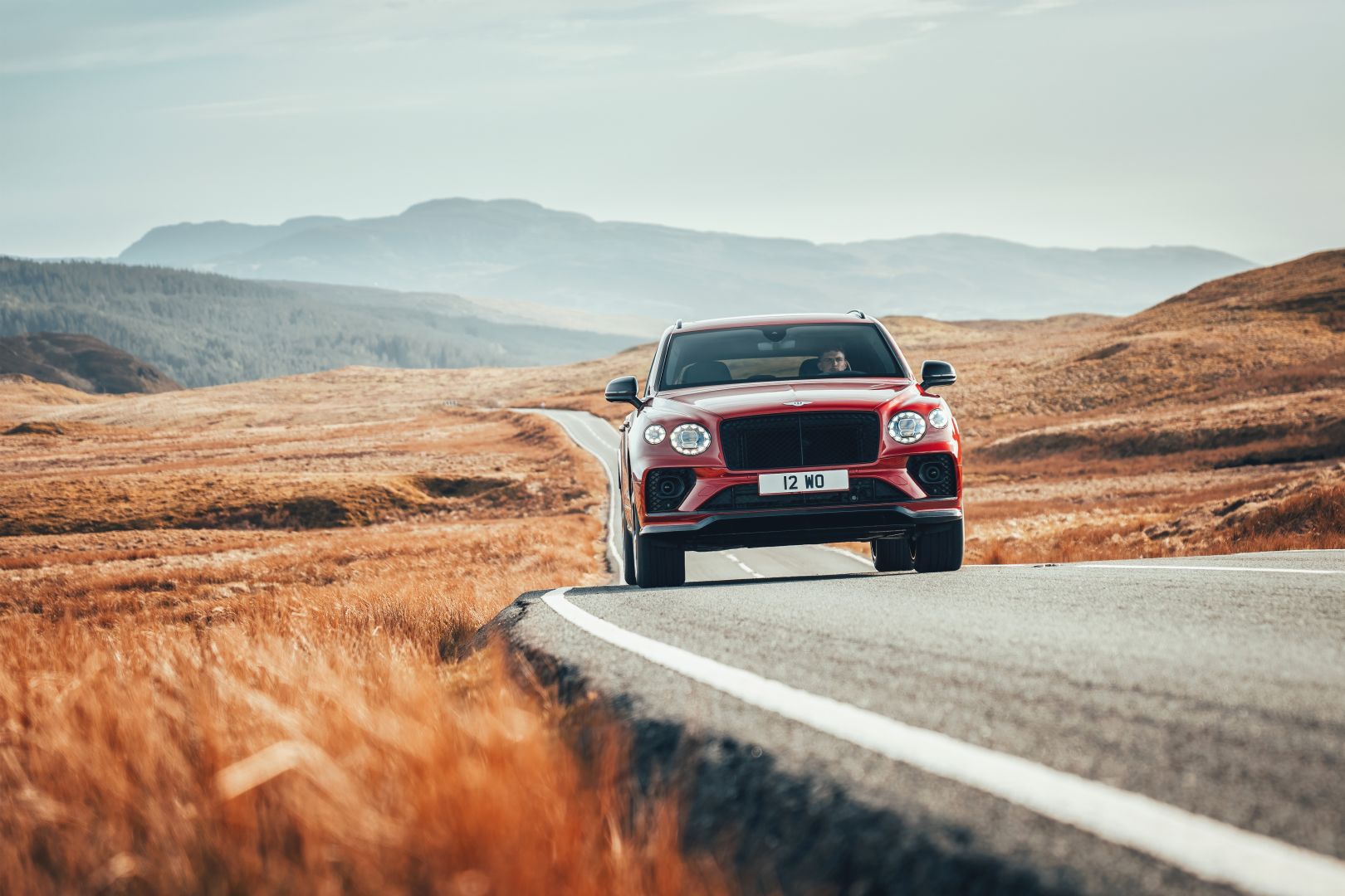 Bentley Bentayga photo 8