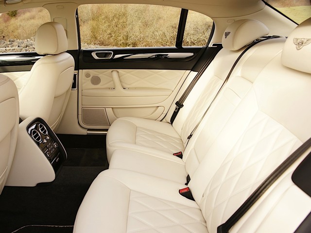 Bentley Continental Flying Spur Foto 45
