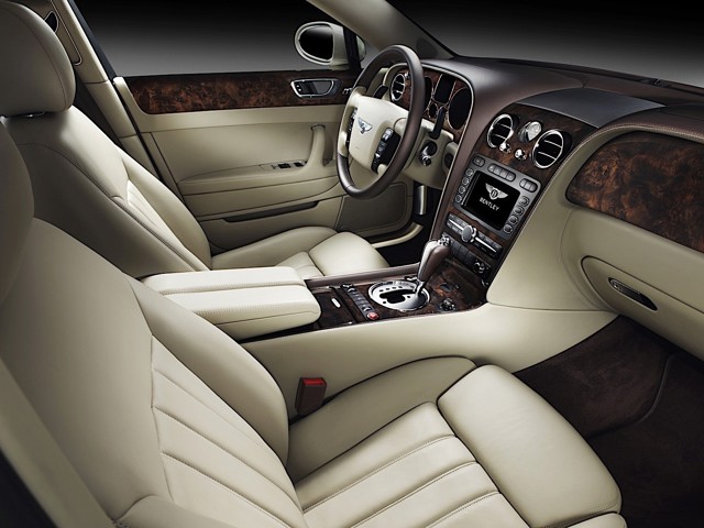 Bentley Continental Flying Spur Foto 48