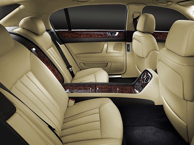 Bentley Continental Flying Spur Foto 50