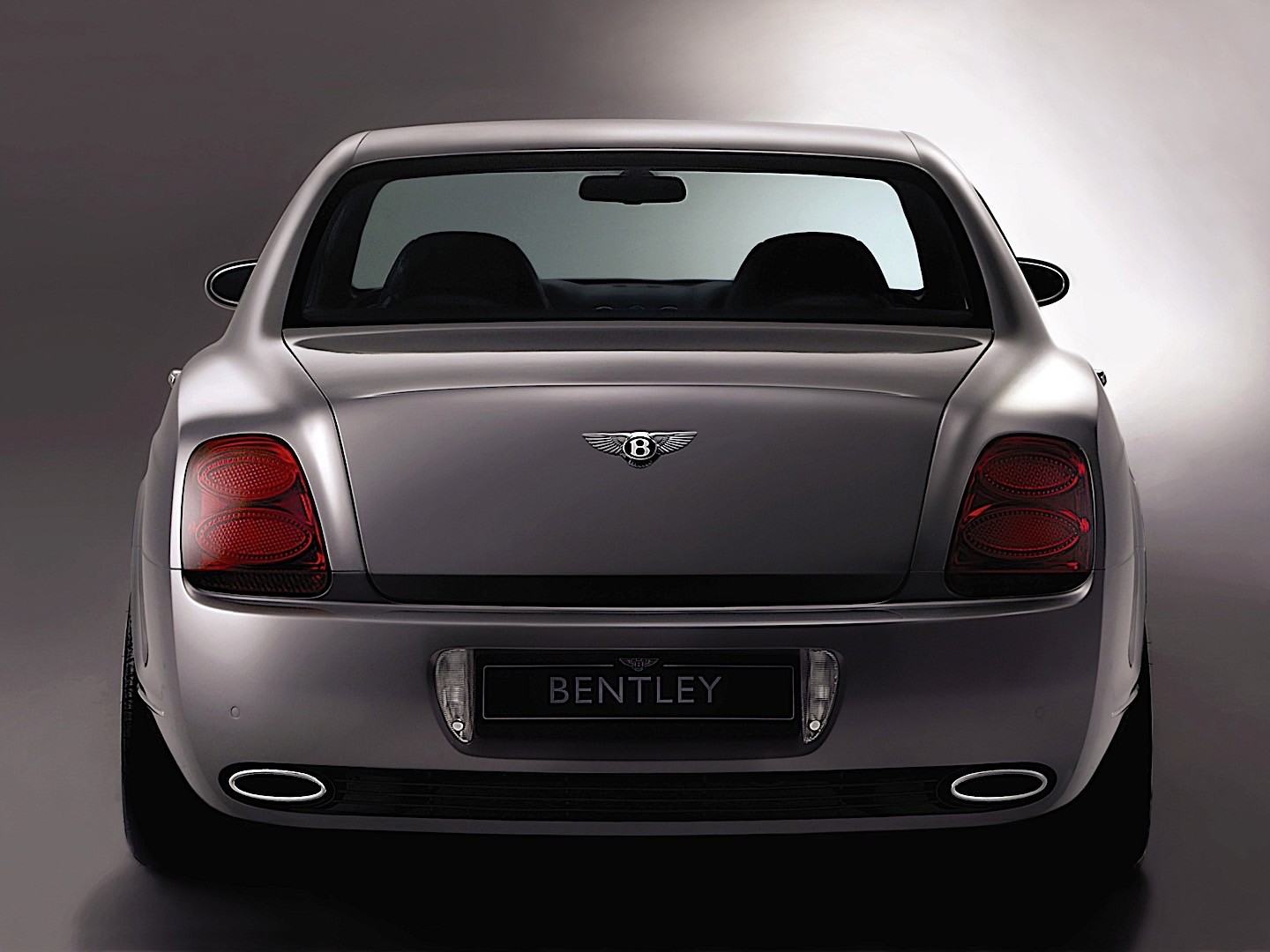 Bentley Continental Flying Spur photo 40