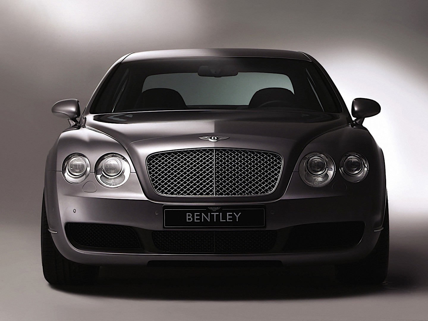 Bentley Continental Flying Spur photo 41