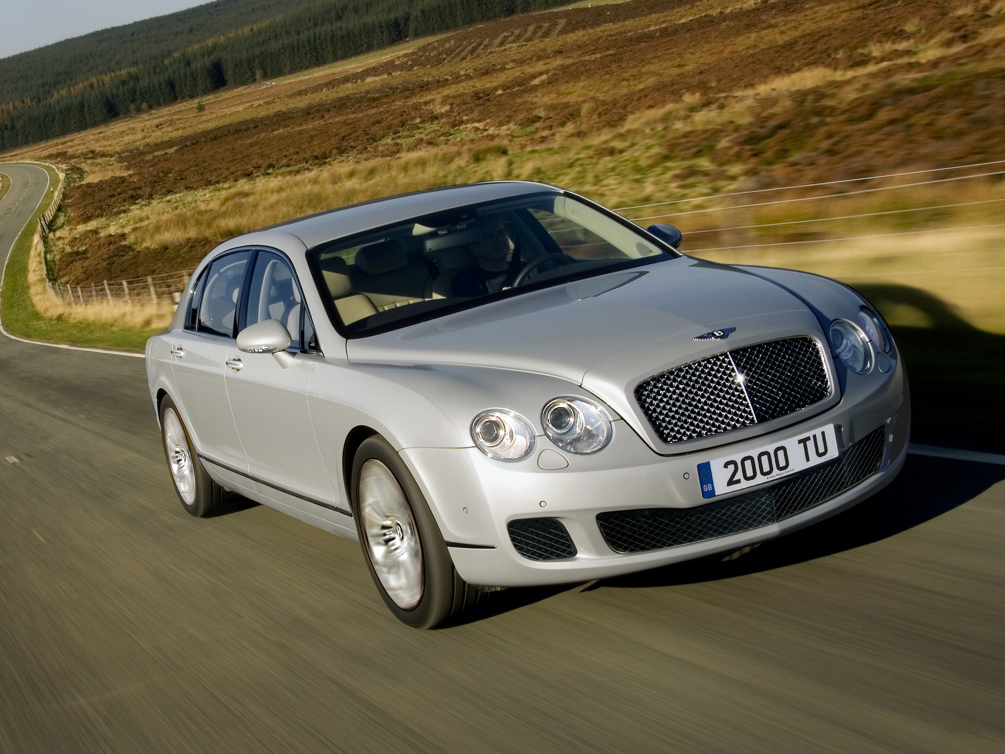 Bentley Continental Flying Spur photo 30
