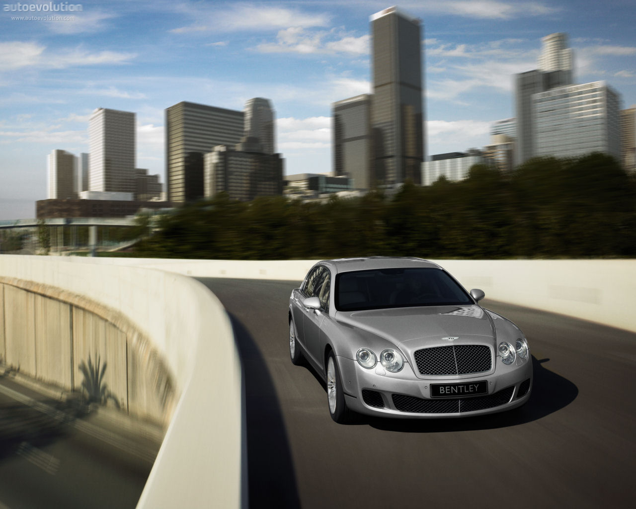 Bentley Continental Flying Spur photo 12