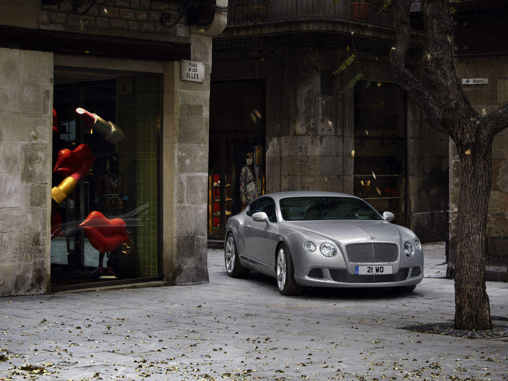 Bentley Continental Gt photo 2