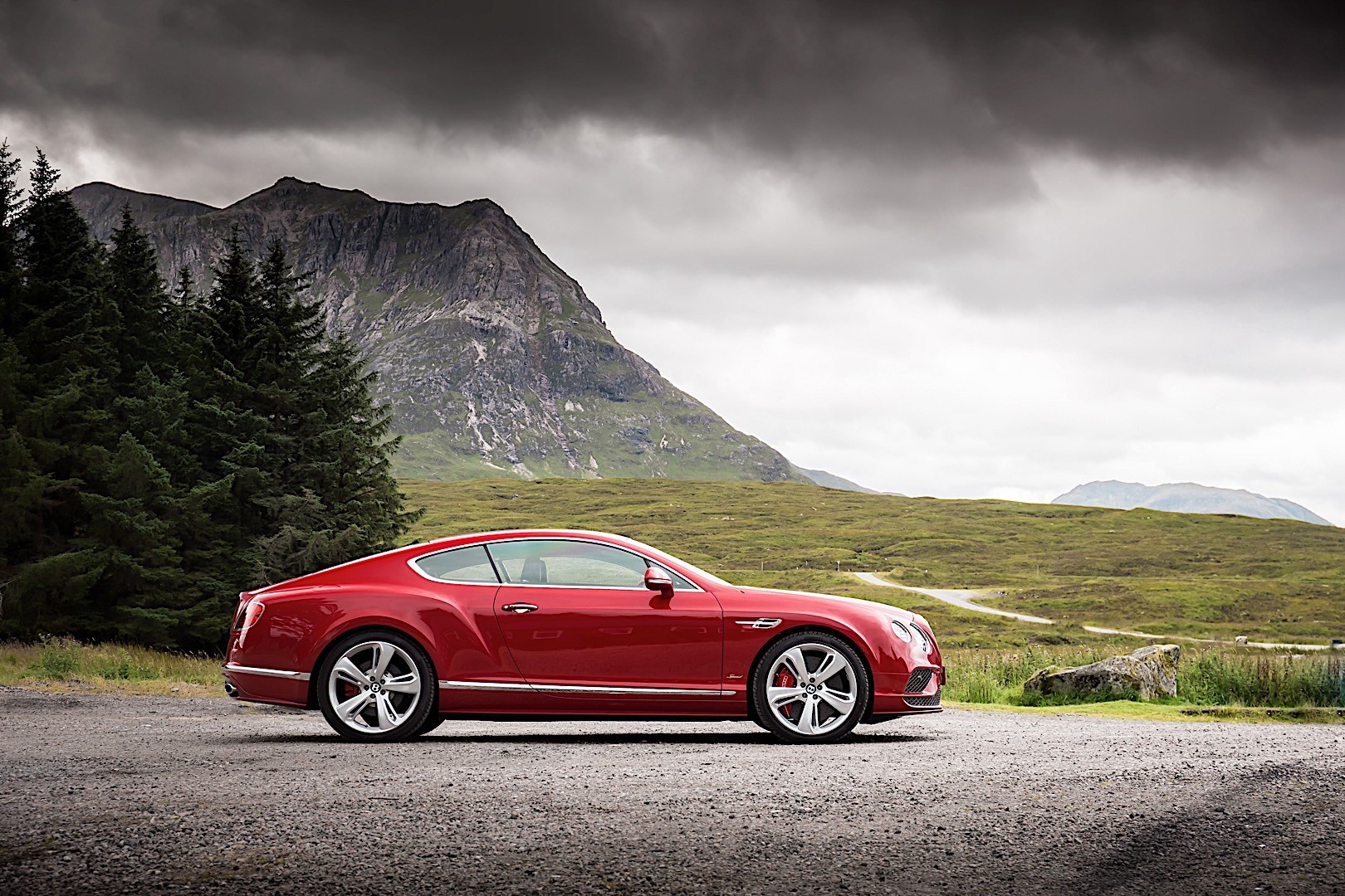 Bentley Continental Gt photo 24