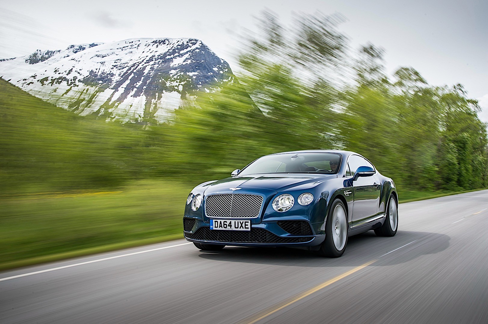 Bentley Continental Gt photo 25