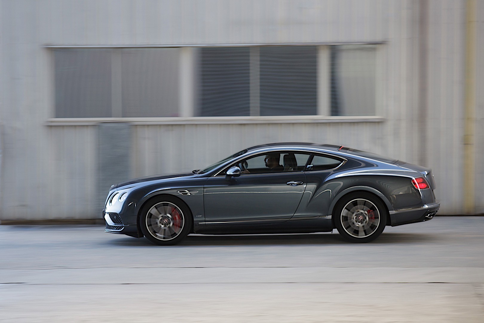 Bentley Continental Gt photo 28