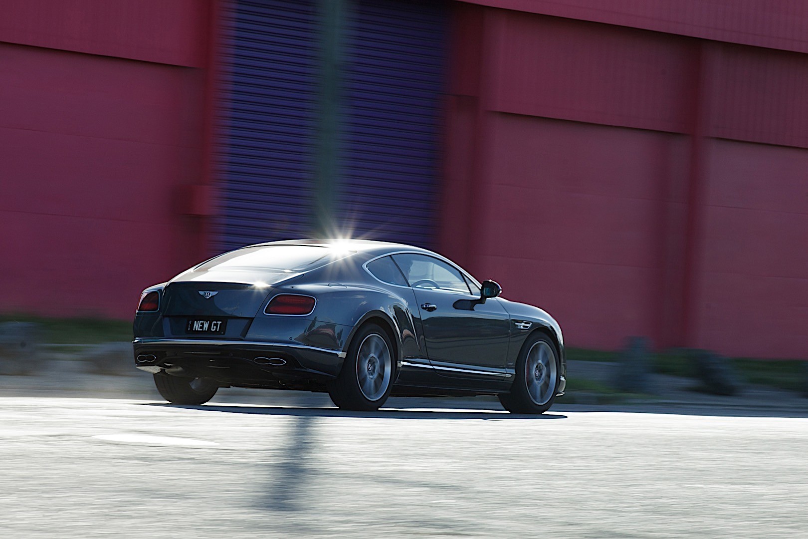 Bentley Continental Gt photo 37