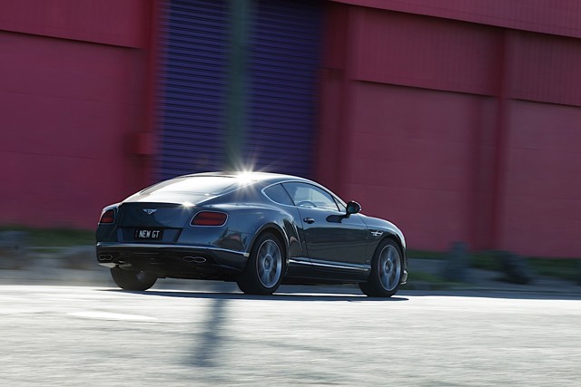 Bentley Continental Gt photo 37