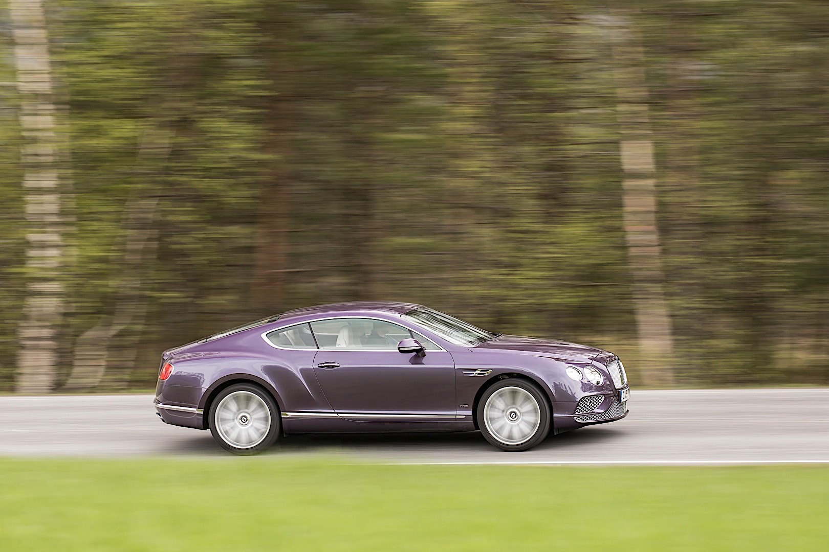 Bentley Continental Gt photo 44