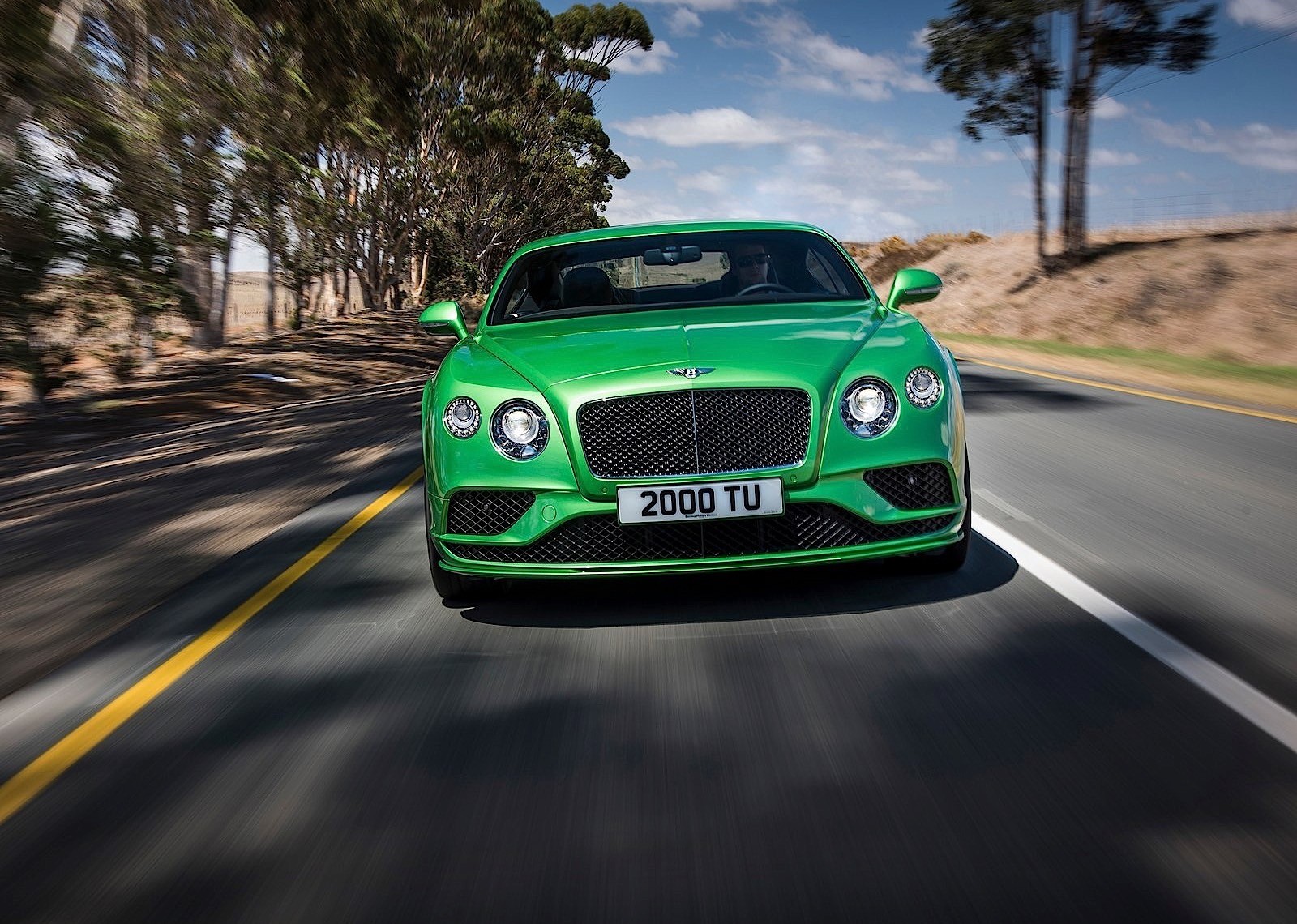 Bentley Continental Gt photo 5