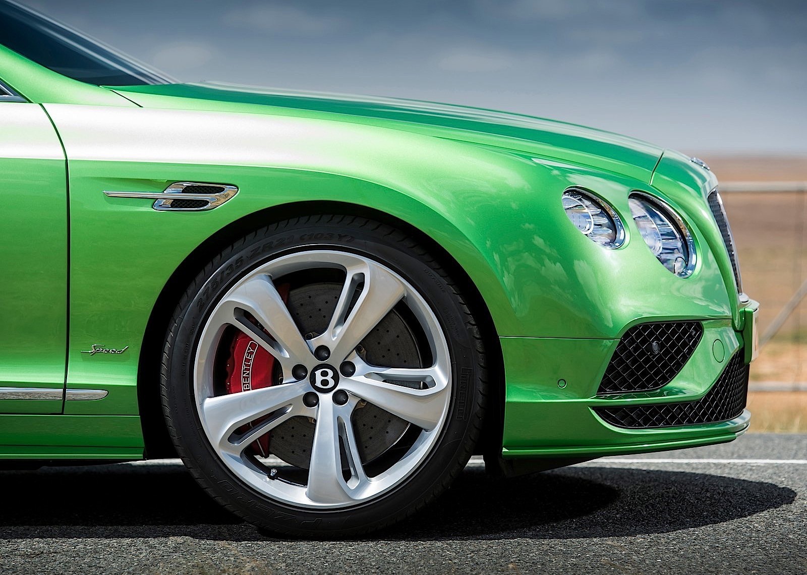 Bentley Continental Gt photo 6