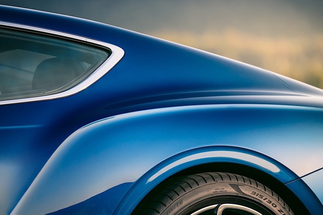 Bentley Continental Gt photo 10