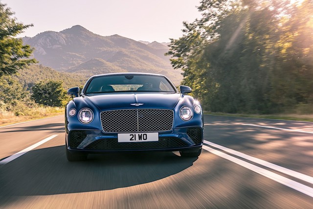 Bentley Continental Gt photo 21