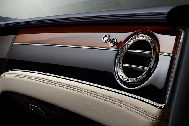Bentley Continental Gt photo 32