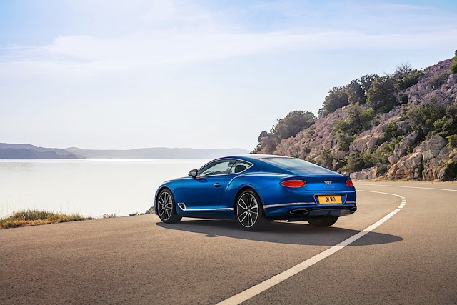 Bentley Continental Gt photo 2