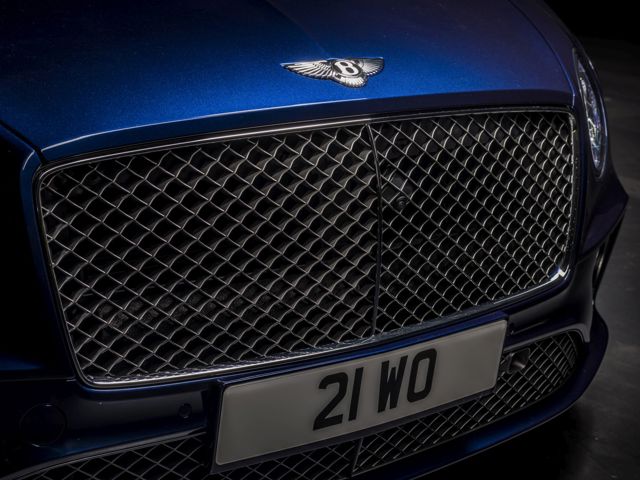 Bentley Continental Gt photo 11