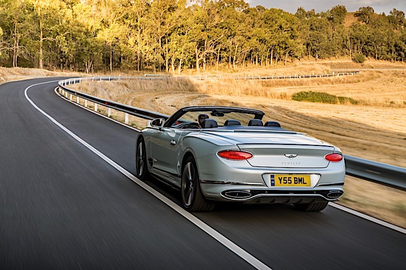 Bentley Continental Gt photo 42