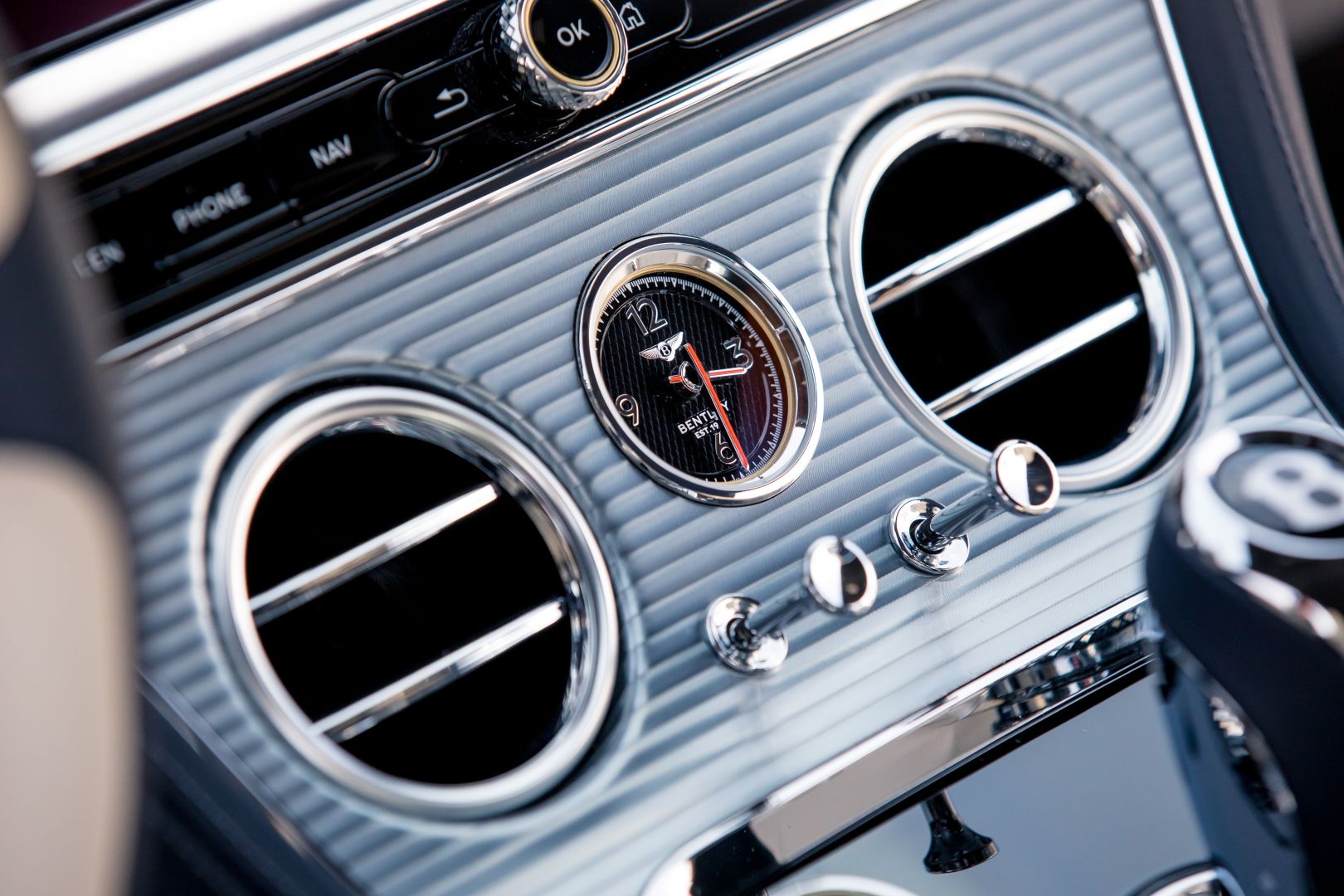 Bentley Continental Gt photo 63