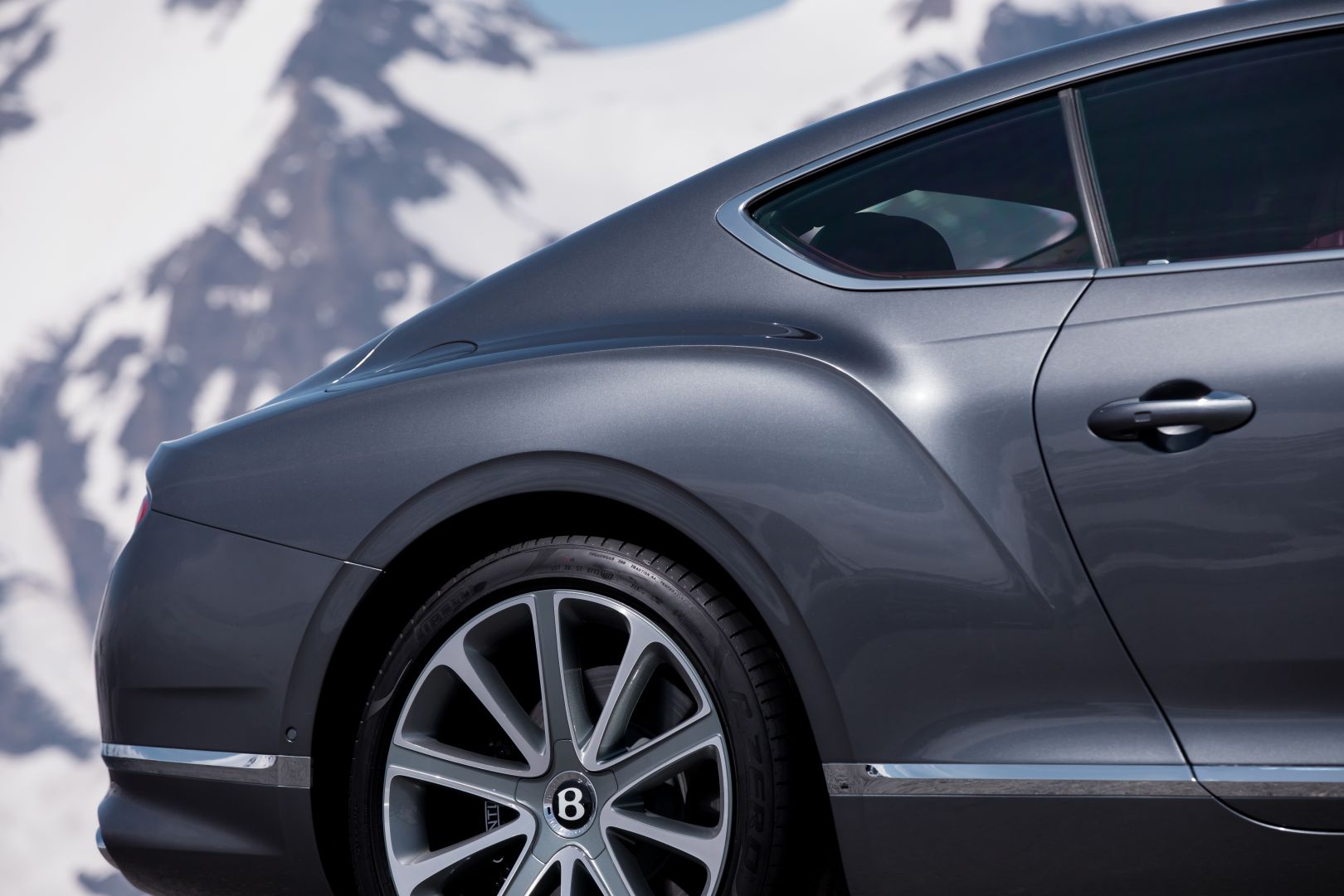 Bentley Continental Gt photo 19