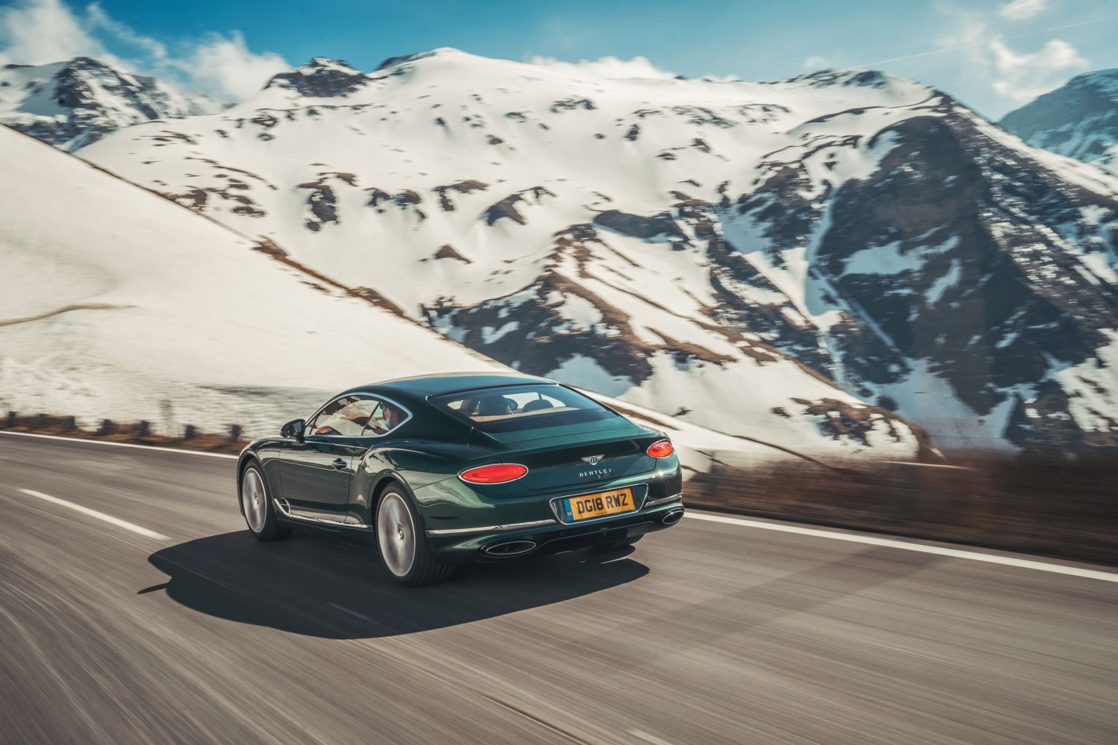 Bentley Continental Gt photo 26