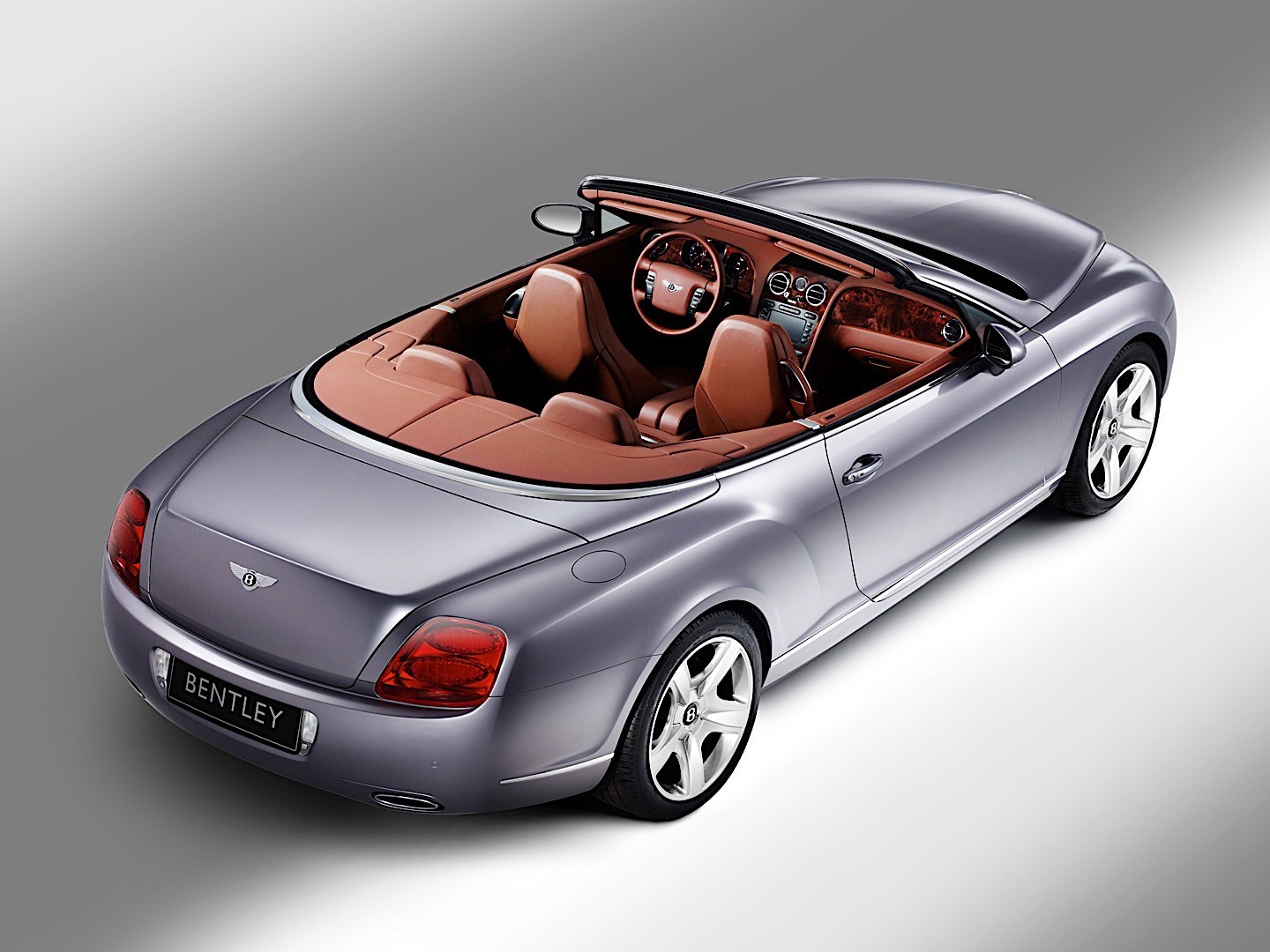 Bentley Continental Gtc photo 5