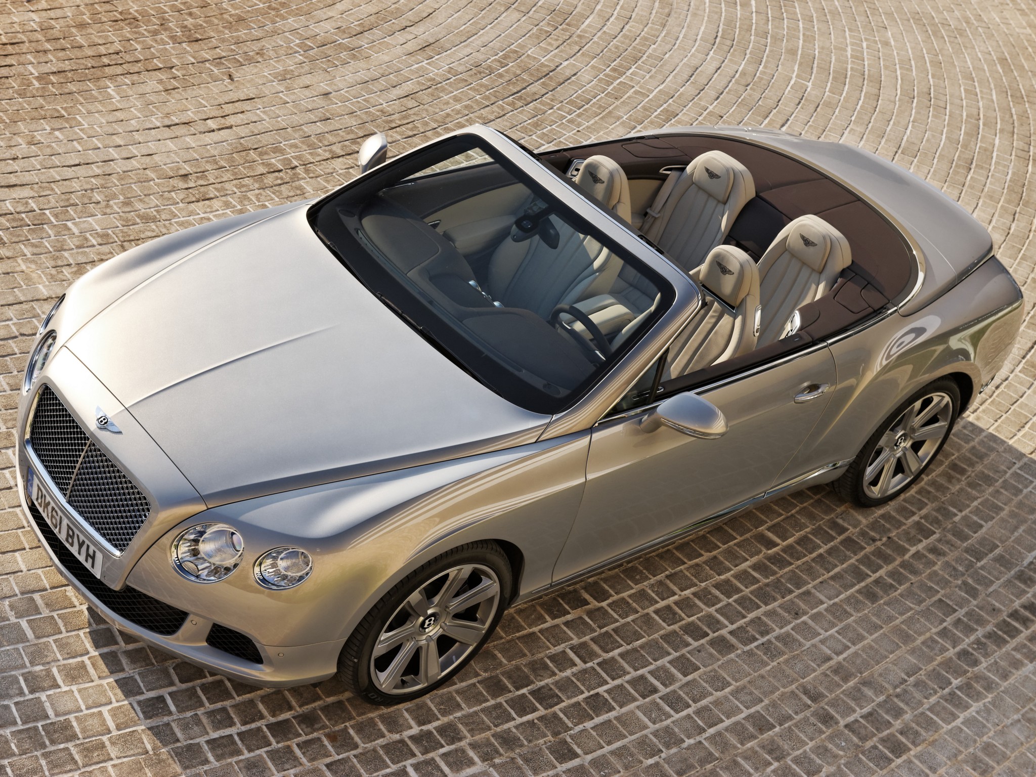 Bentley Continental Gtc photo 70
