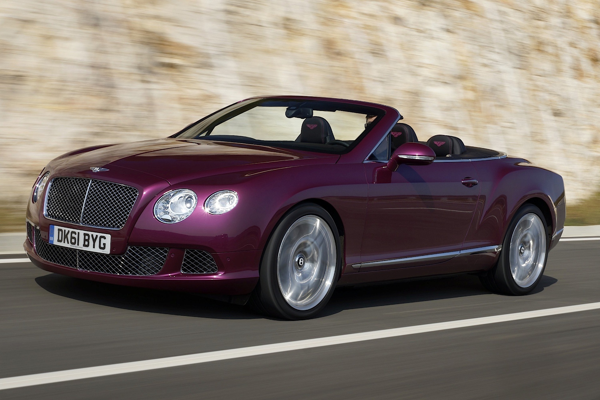 Bentley Continental Gtc photo 17