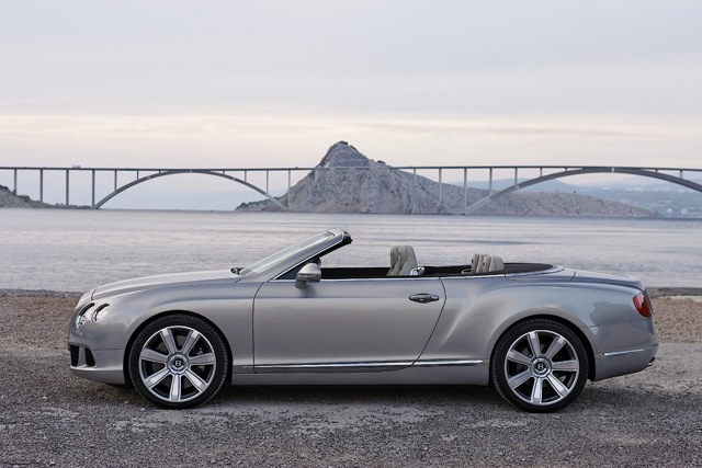 Bentley Continental Gtc photo 25