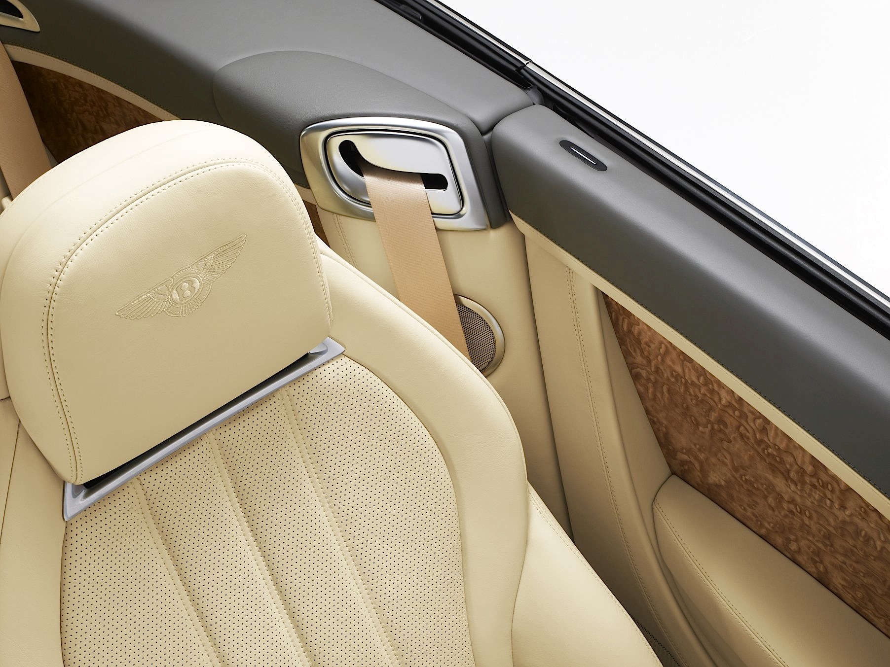 Bentley Continental Gtc photo 100