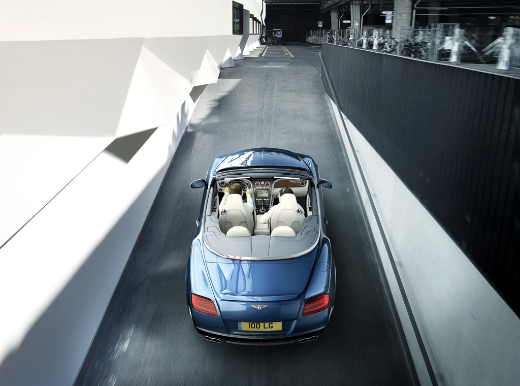 Bentley Continental Gtc photo 2