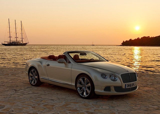 Bentley Continental Gtc photo 9