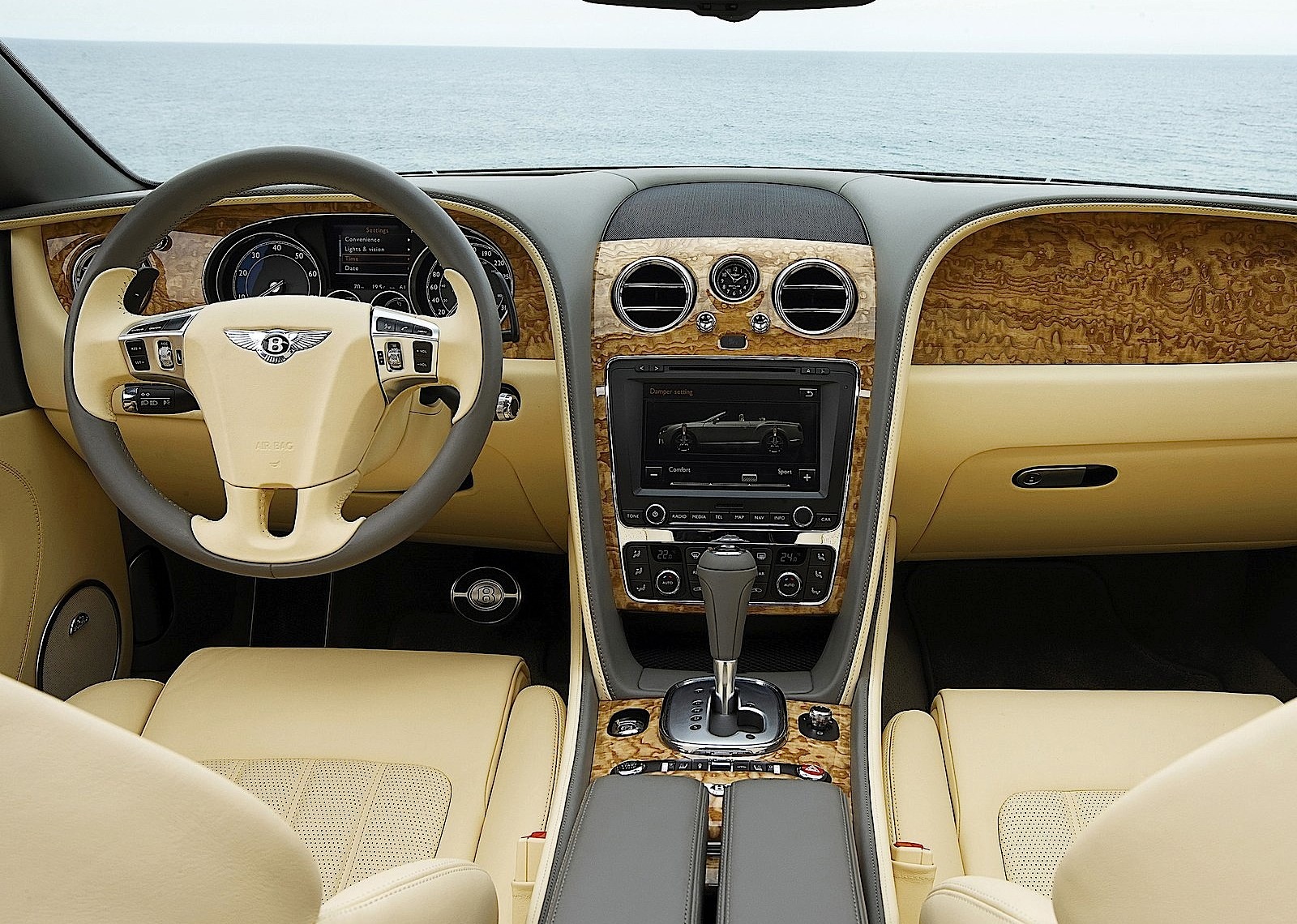 Bentley Continental Gtc photo 26