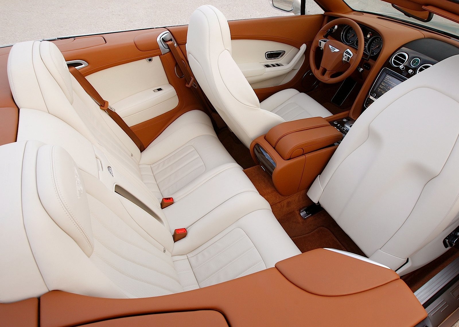 Bentley Continental Gtc photo 30